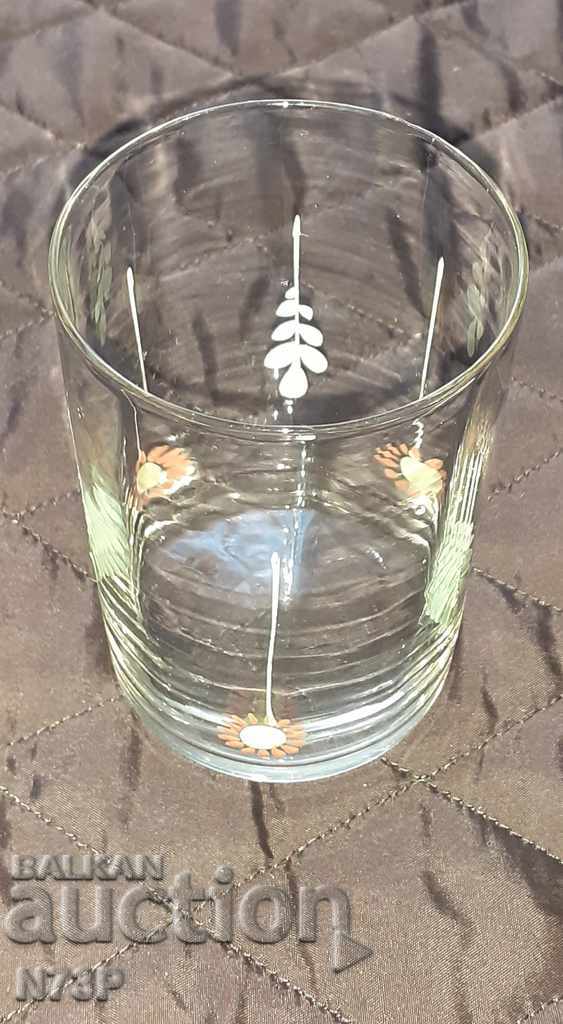 Delivery of OLD GLASS. HANDMADE. Delivery of OLD GLASS. HANDMADE.