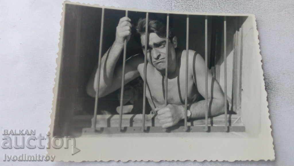 Снимка Стара Загора Мъж гол до кръста 1961