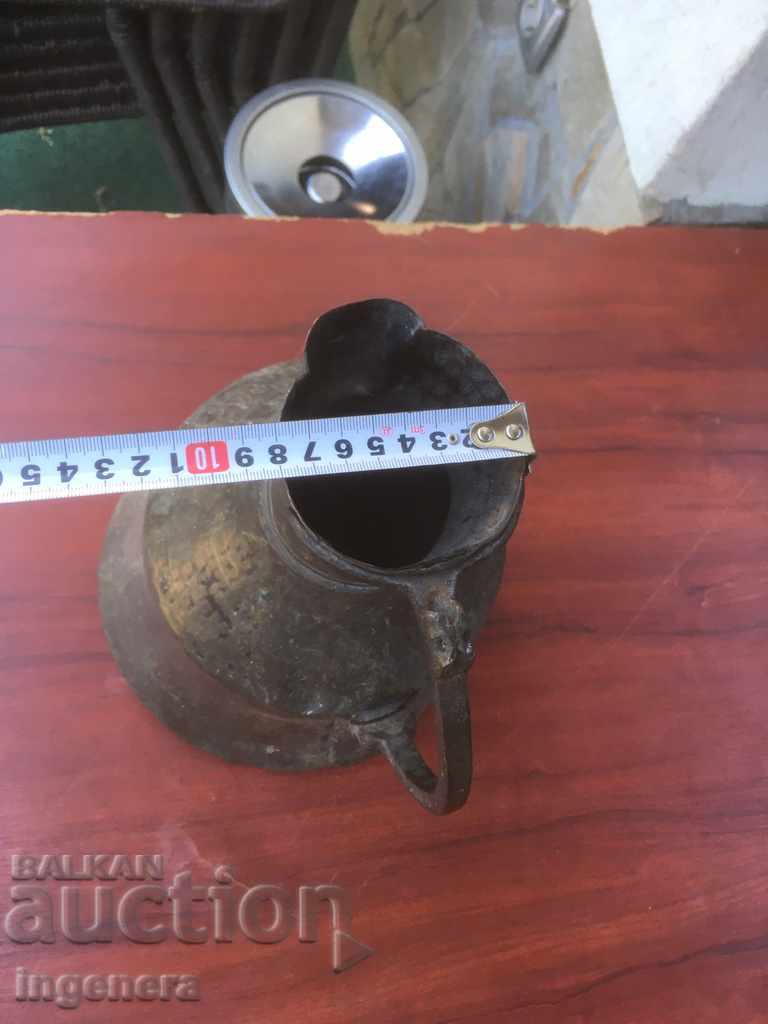 Delivery of COURT OF OTTOMAN JUG IBRIK HUGE HONEY COPPER