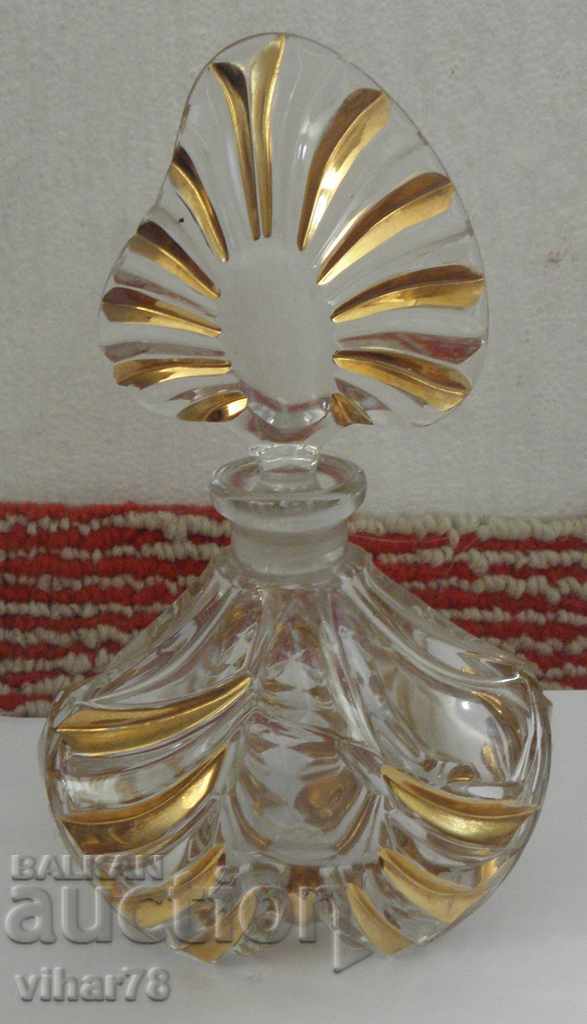 Perfume bottle with gilding