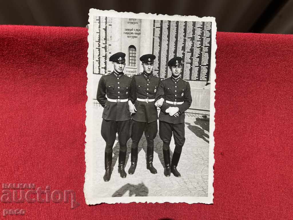 Delivery of Sofia Monument-memorial of the First and Sixth Infantry Regiments Delivery of Sofia Monument-memorial of the First and Sixth Infantry Regiments