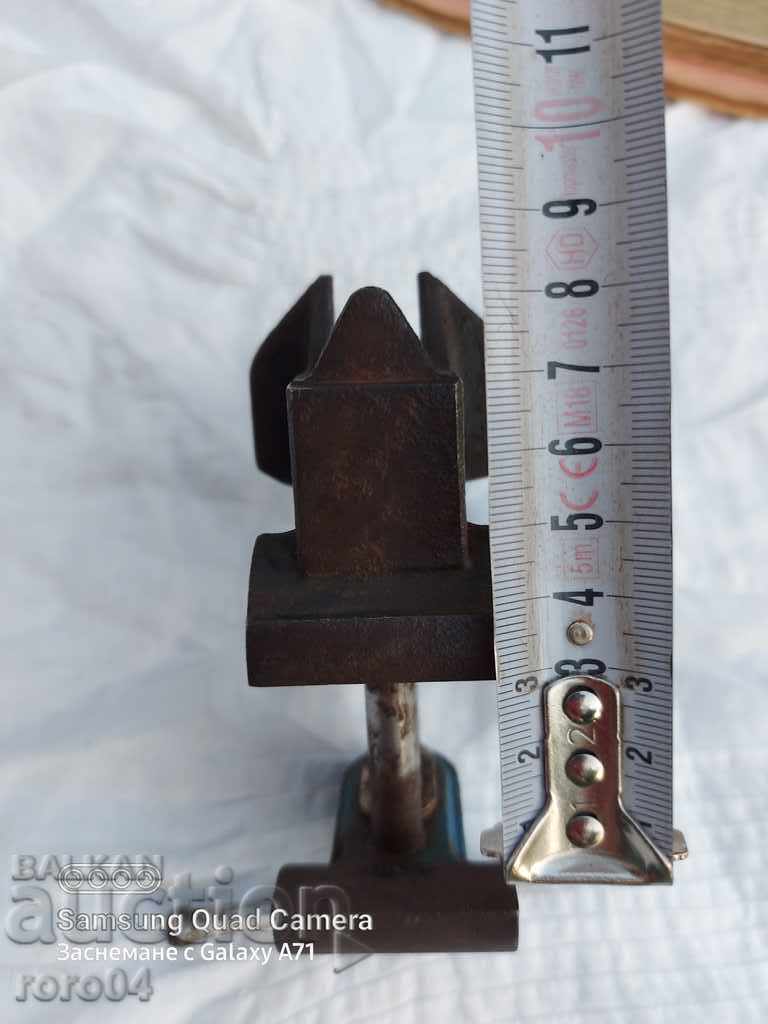 Auction MENGEME - OLD - MASSIVE - RUSSIAN - ACTIVE Auction MENGEME - OLD - MASSIVE - RUSSIAN - ACTIVE