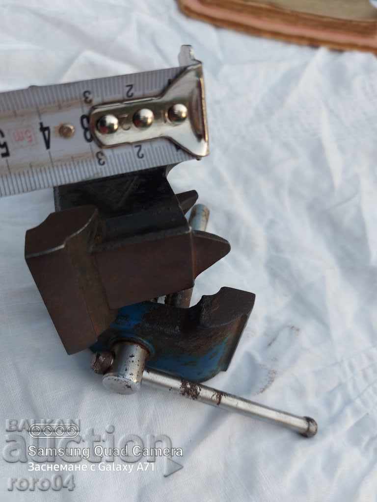 MENGEME - OLD - MASSIVE - RUSSIAN - ACTIVE - 5 MENGEME - OLD - MASSIVE - RUSSIAN - ACTIVE - 5