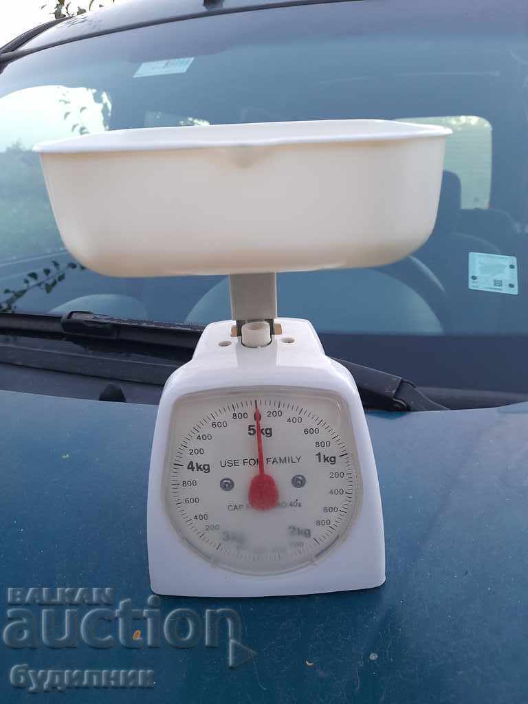 New Retro Kitchen Scale "FUJIKA" (perfectly working) with price 11.99 BGN | € 6.13 New Retro Kitchen Scale "FUJIKA" (perfectly working) with price 11.99 BGN | € 6.13