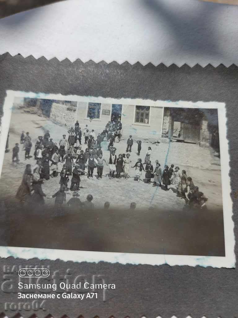 ΧΟΡΟΣ - ΠΑΙΔΙΑ - ΒΙΟΛΙΑ - ΞΥΛΙΝΟ ΣΑΛΟΝ - 7 ΧΟΡΟΣ - ΠΑΙΔΙΑ - ΒΙΟΛΙΑ - ΞΥΛΙΝΟ ΣΑΛΟΝ - 7