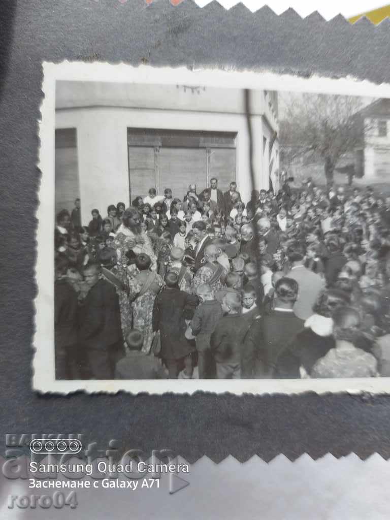 Auction  POP - PEOPLE - CHILDREN - EVENT