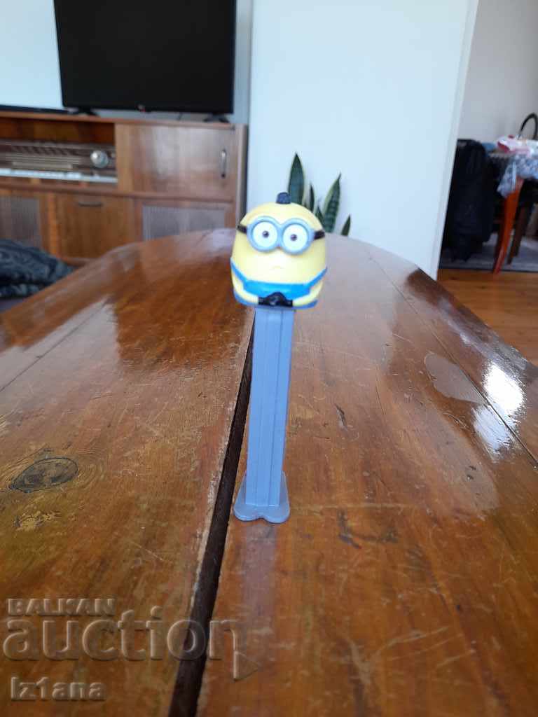 O cutie de bomboane PEZ O cutie de bomboane PEZ