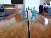 Old figurines Soldiers