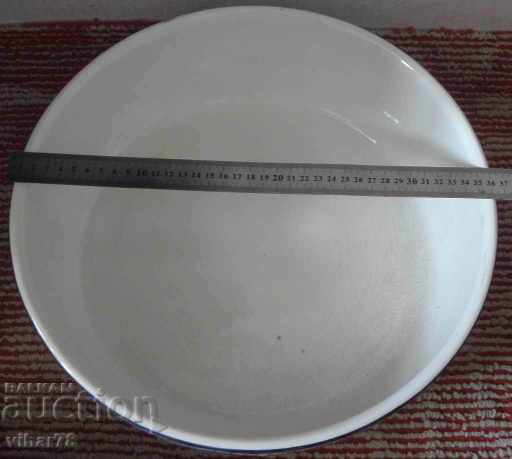 Delivery of OLD PORCELAIN LEVEN Delivery of OLD PORCELAIN LEVEN