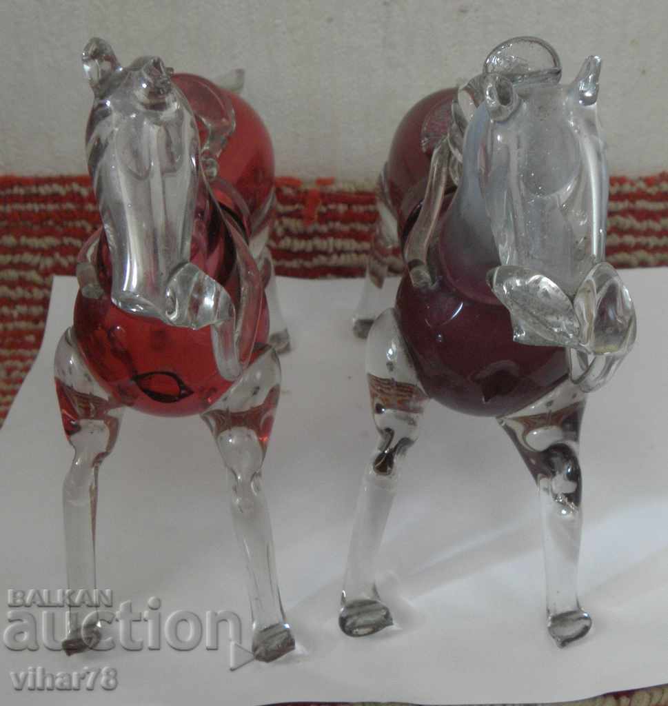TWO GLASS FIGURES OF HORSES with price 119.99 BGN | € 61.35 TWO GLASS FIGURES OF HORSES with price 119.99 BGN | € 61.35