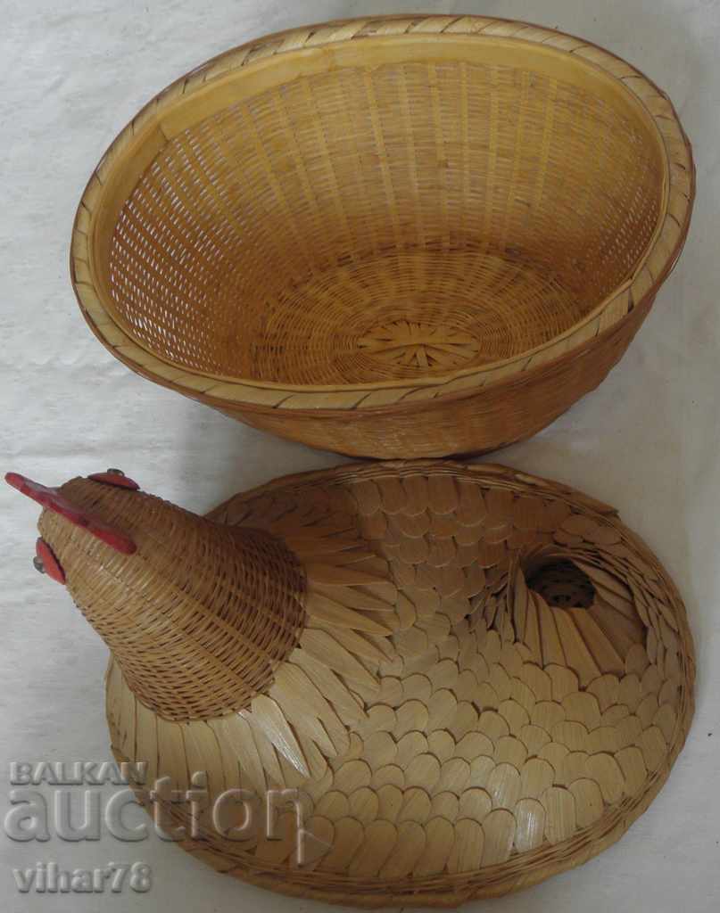 Delivery of egg basket