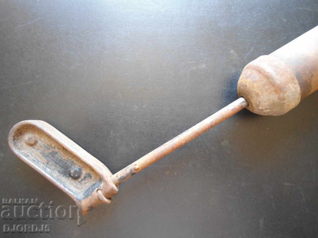 Delivery of Old taclamite, Liquid grease