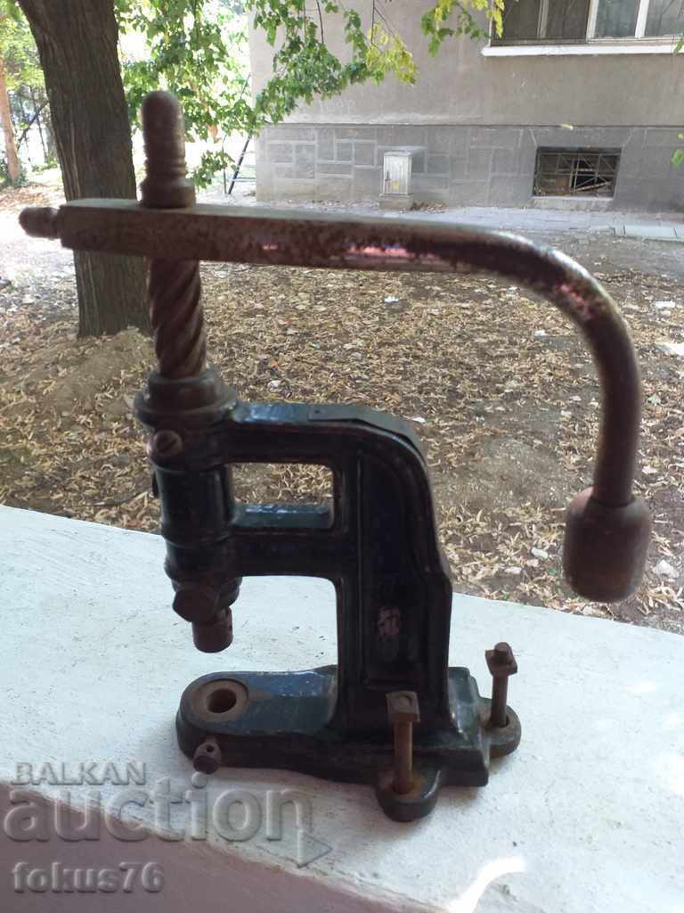 Un colecționar unic găsește vechiul dispozitiv german din secolele XVIII - XIX - 7