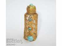 Старо старинно шишенце шише за парфюм с позлатени орнаменти