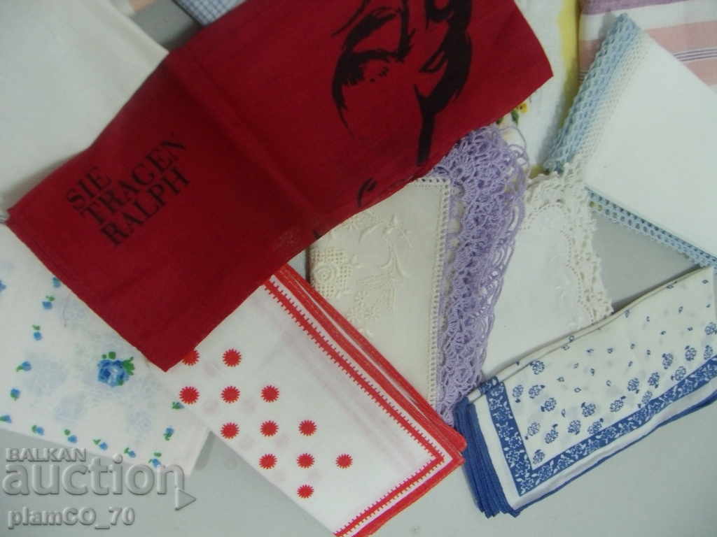 Παράδοση 55 * 5516 παλιά μικρή συλλογή από 34 μαντήλια Παράδοση 55 * 5516 παλιά μικρή συλλογή από 34 μαντήλια