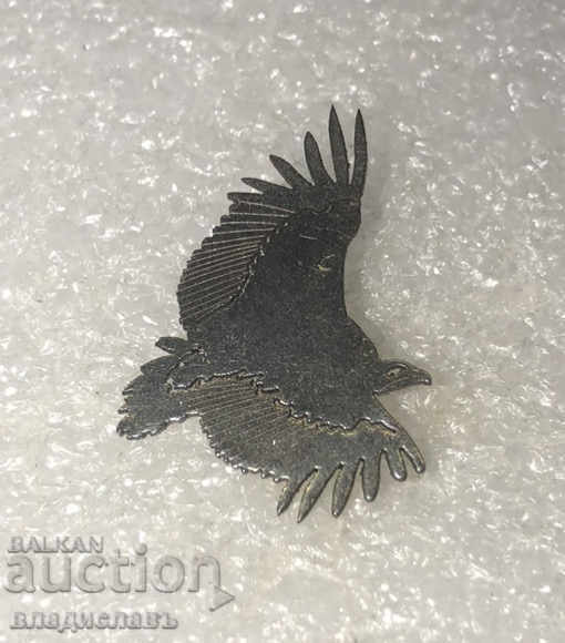 badge griffon vulture