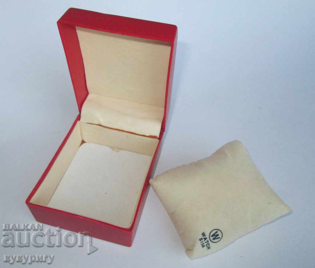 Empty plastic watch case with price 20.00 BGN | € 10.23 Empty plastic watch case with price 20.00 BGN | € 10.23