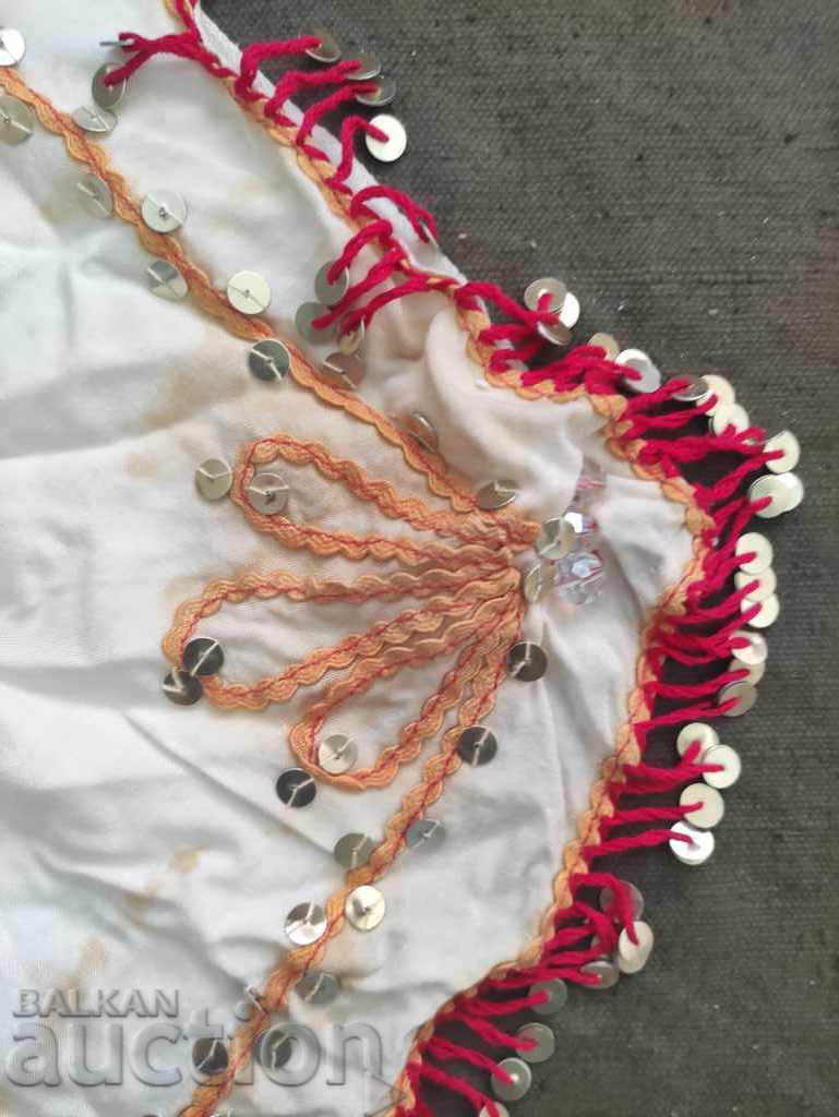 ένα παλιό μαντήλι. Μαντήλι από ύφασμα με τιμή 30.00 BGN | € 15.34