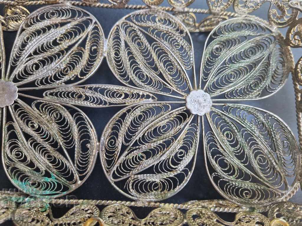 Delivery of Old tray filigree Delivery of Old tray filigree