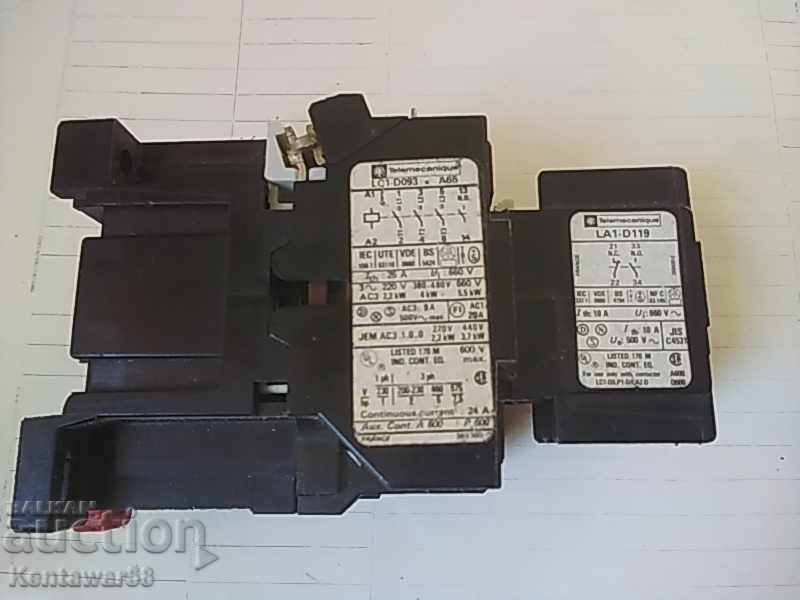 Четириполюсен контактор Telemecanique 600V 25A - нов Четириполюсен контактор Telemecanique 600V 25A - нов