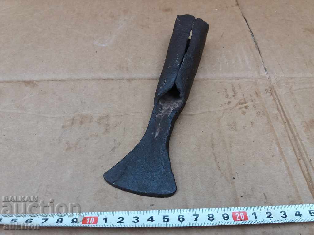 MASSIVE FORGED MILITARY ROLL, SPATULA - 7 MASSIVE FORGED MILITARY ROLL, SPATULA - 7