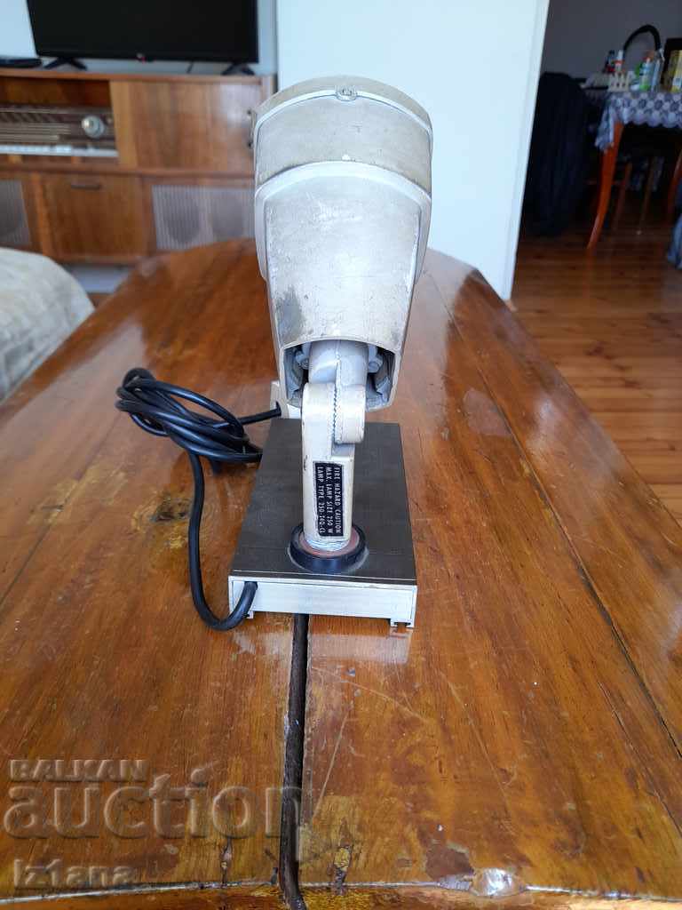 Delivery of Old table lamp Delivery of Old table lamp