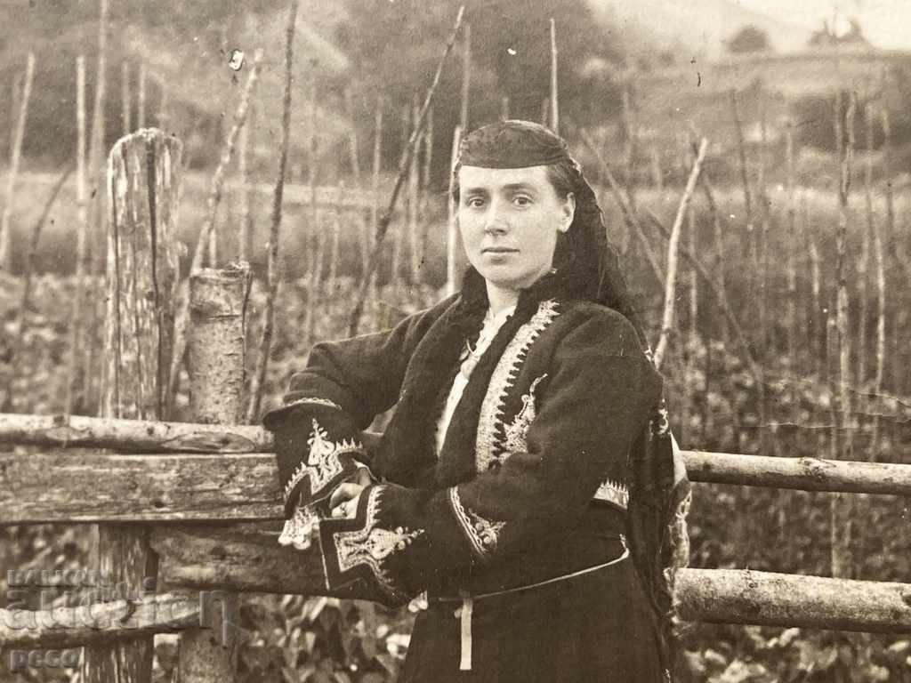 Rhodope costume Chepelare old photo with price 30.00 BGN | € 15.34 Rhodope costume Chepelare old photo with price 30.00 BGN | € 15.34