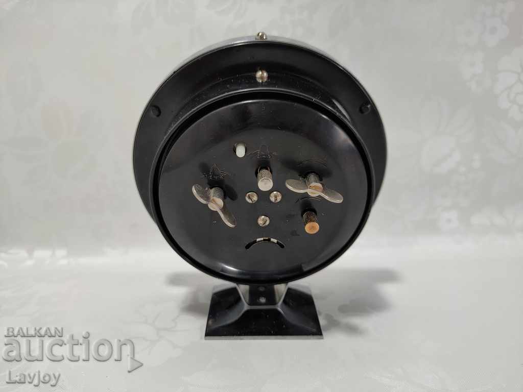 CHINESE ANIMATED WATCH CLOCK Goldfish - 6 CHINESE ANIMATED WATCH CLOCK Goldfish - 6