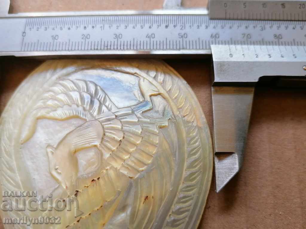 Pair of mother-of-pearl plaques from a belt buckle, early 19th century, belt buckles, traditional costume - 5