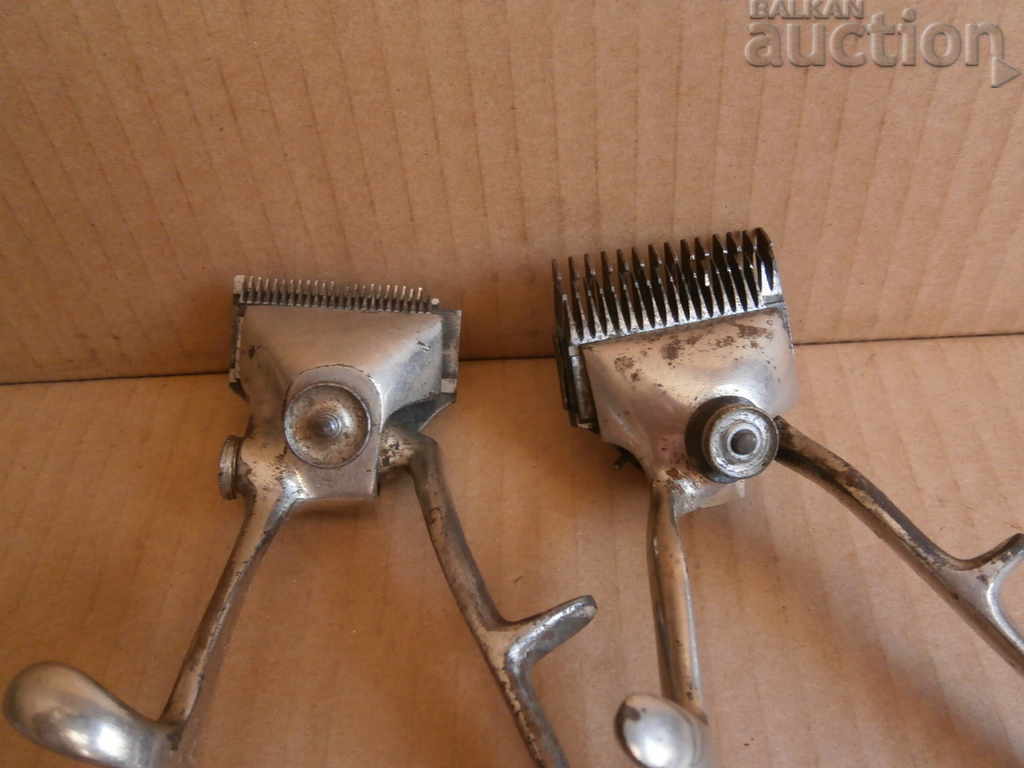 Delivery of antique primitive clipper lot Delivery of antique primitive clipper lot