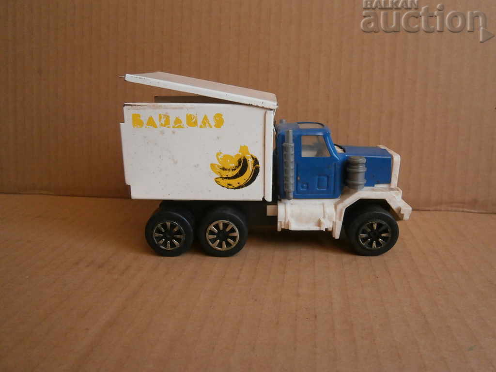 Micul camion, camion din epoca socialistă - 5 Micul camion, camion din epoca socialistă - 5