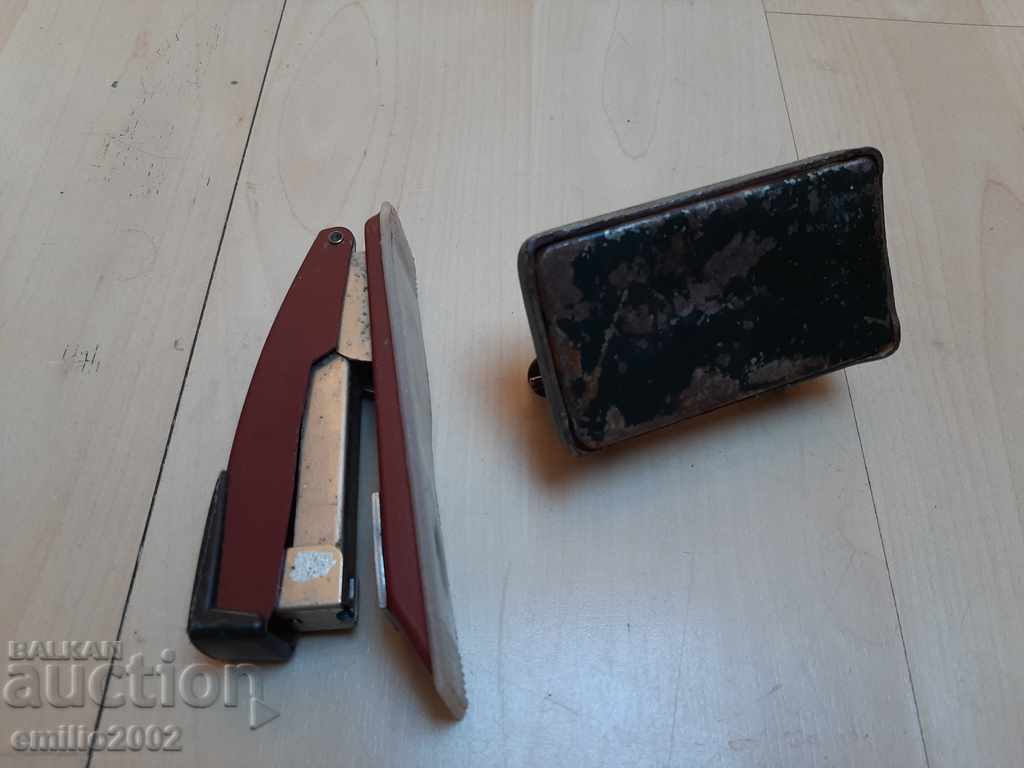 Delivery of Stationery retro soc Delivery of Stationery retro soc