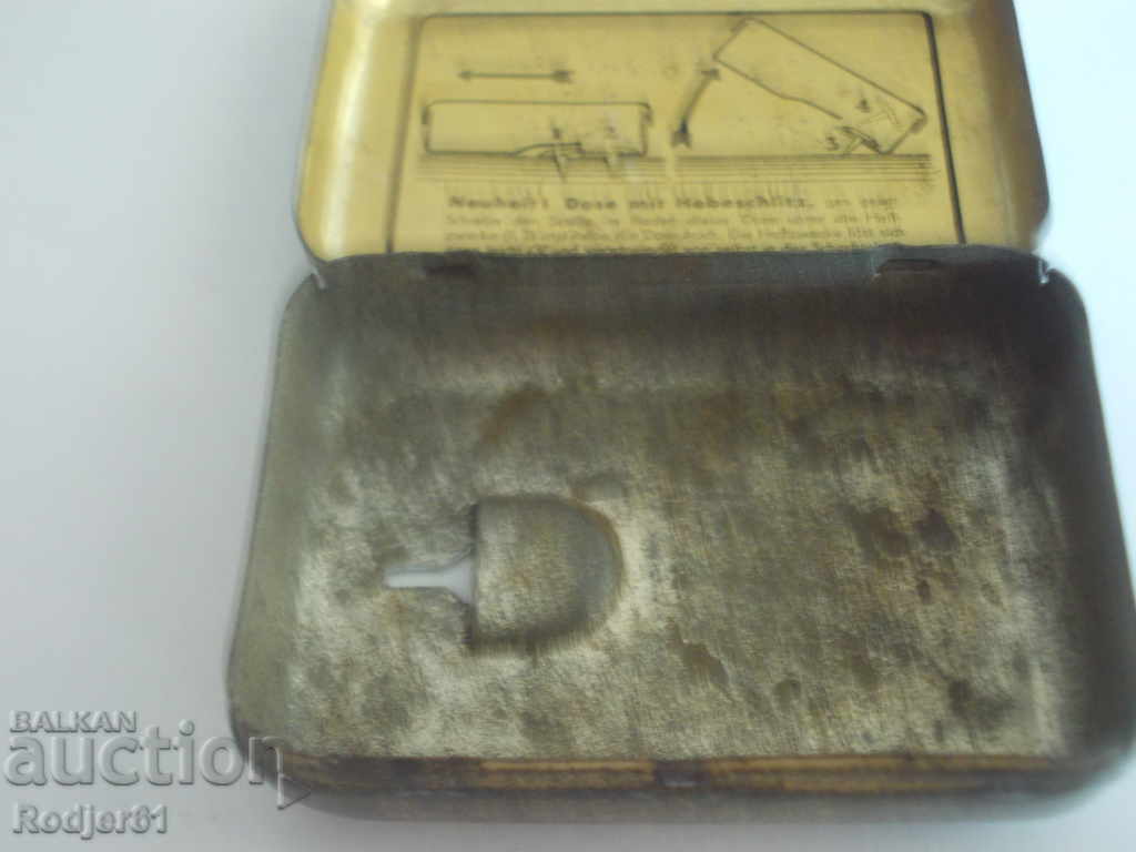 Auction FOR COLLECTORS - PELIKAN box Auction FOR COLLECTORS - PELIKAN box