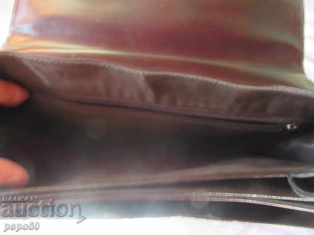 Παράδοση ΠΑΛΙΑ ΔΕΡΜΑΤΙΝΗ ΤΣΑΝΤΑ ΡΩΣΙΚΗΣ ΔΙΠΛΩΜΑΤΟΣ - ΕΣΣΔ Παράδοση ΠΑΛΙΑ ΔΕΡΜΑΤΙΝΗ ΤΣΑΝΤΑ ΡΩΣΙΚΗΣ ΔΙΠΛΩΜΑΤΟΣ - ΕΣΣΔ