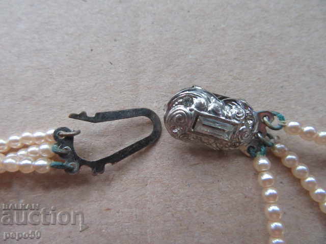 PEARL JEWELERY - NECKLACE AND EARRINGS - BEFORE 1944 with price 60.00 BGN | € 30.68 PEARL JEWELERY - NECKLACE AND EARRINGS - BEFORE 1944 with price 60.00 BGN | € 30.68