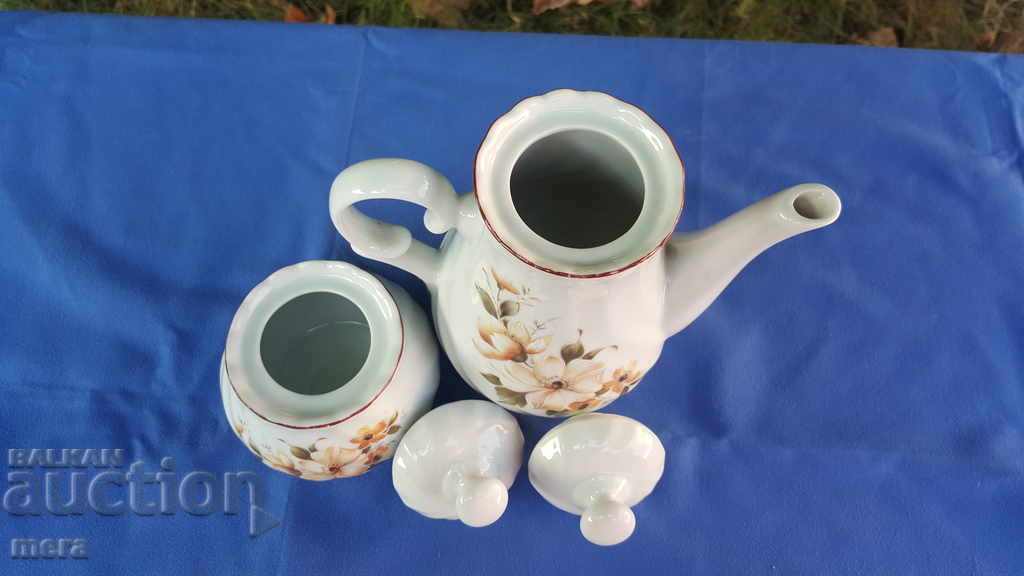 Delivery of Porcelain jug and sugar bowl - "Kitka" Novi Pazar Delivery of Porcelain jug and sugar bowl - "Kitka" Novi Pazar