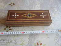 Μοναδικό ξύλινο κουτί κοσμημάτων 1