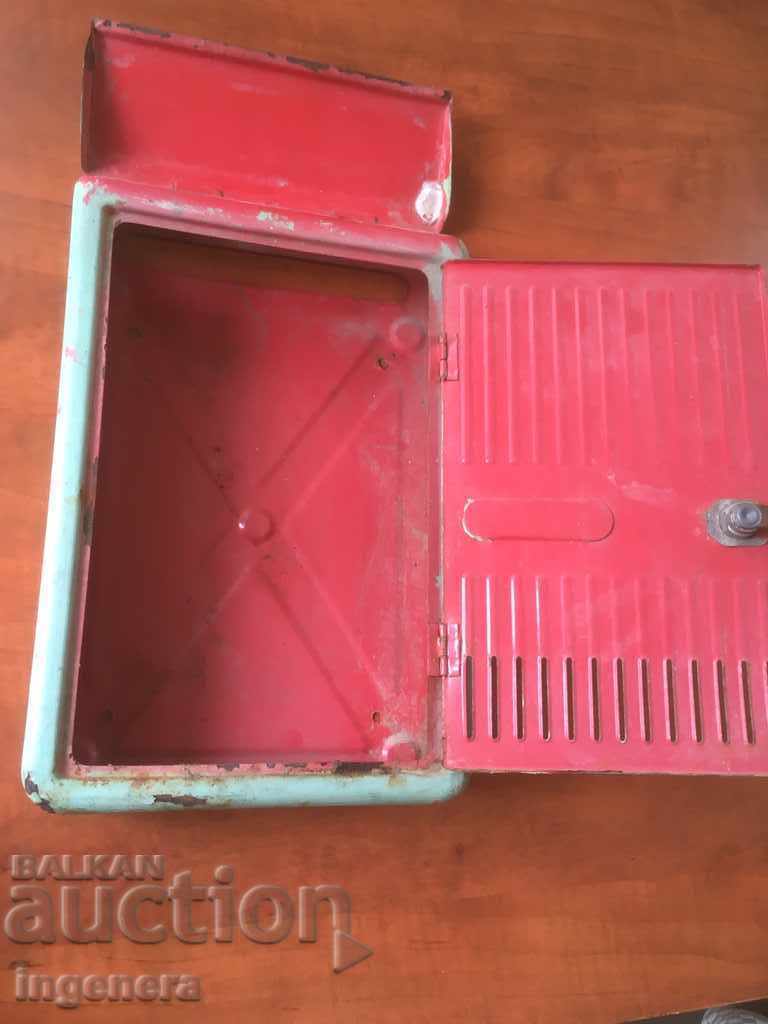 Delivery of POST BOX METAL OLD Delivery of POST BOX METAL OLD