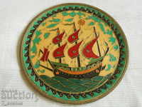 Decorative plate with enamel, quality and original 18 cm