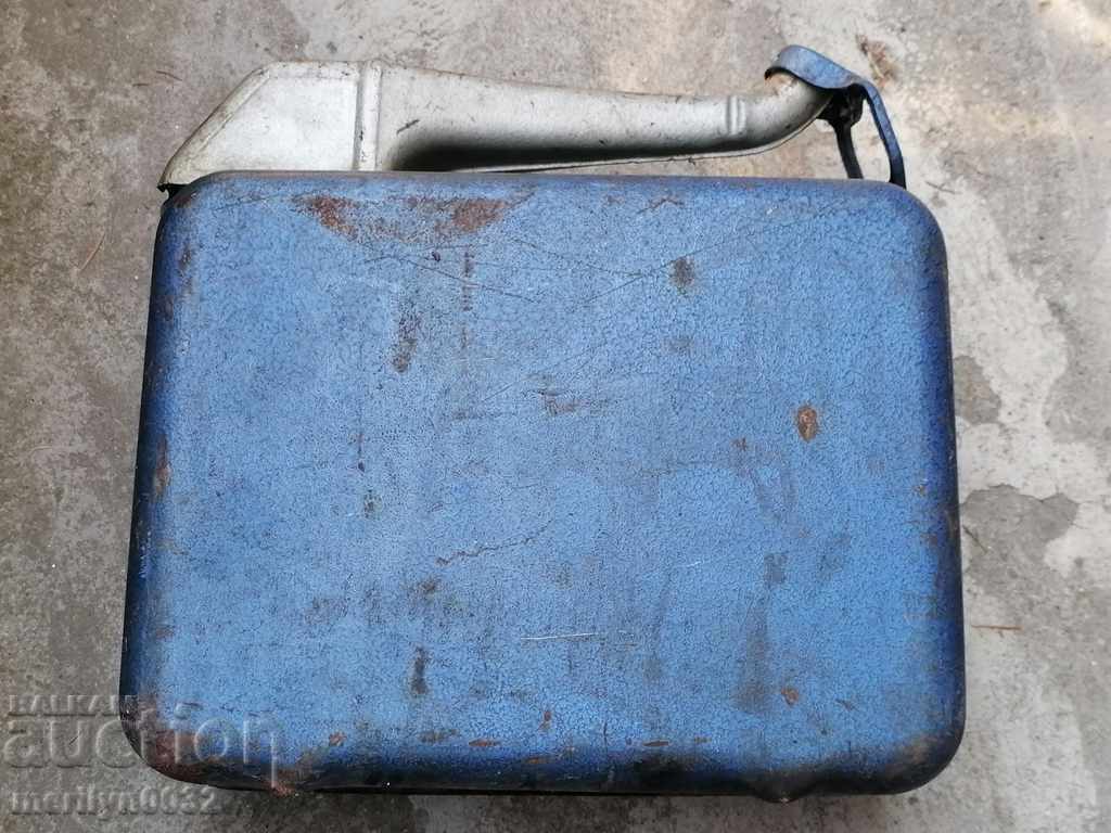 German tube 5 liters of German fuel strong with price 45.00 BGN | € 23.01