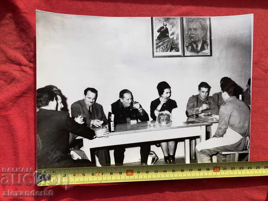 Delivery of Josip Broz Tito and his wife Jovanka Broz Delivery of Josip Broz Tito and his wife Jovanka Broz