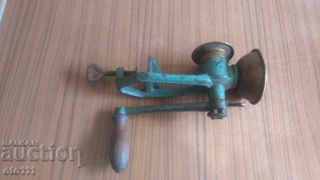 OLD COFFEE GRINDER, SUGAR - PORKERT - WW2 - 7 OLD COFFEE GRINDER, SUGAR - PORKERT - WW2 - 7