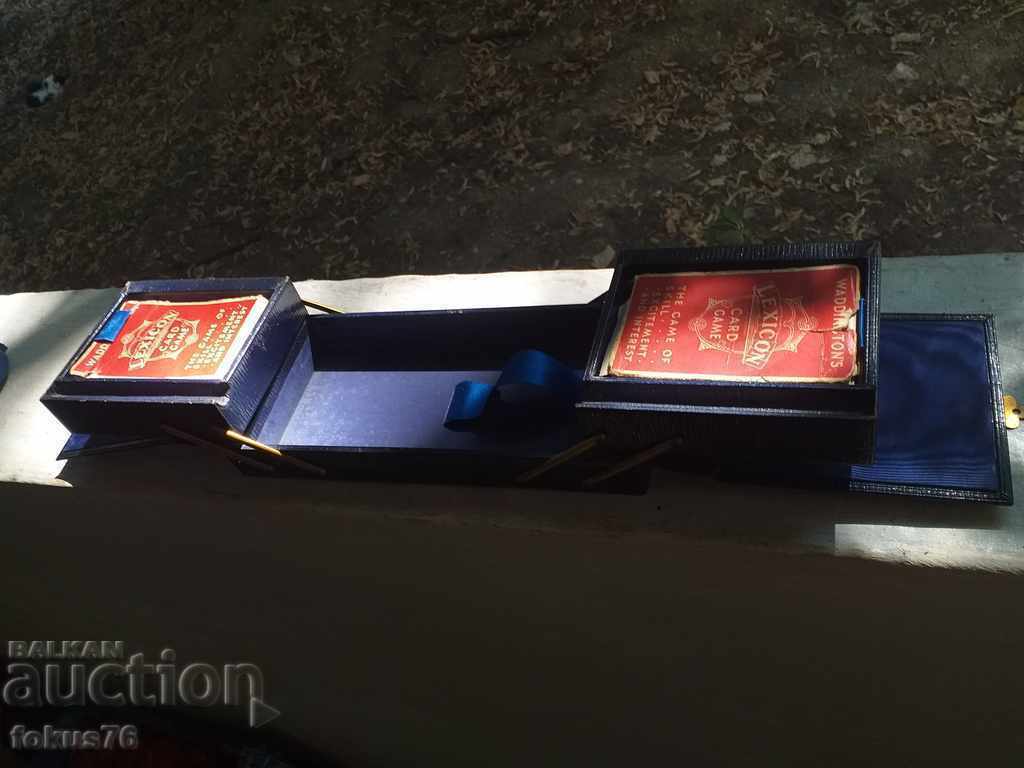 Auction Unique find Very old aristocratic English box Auction Unique find Very old aristocratic English box