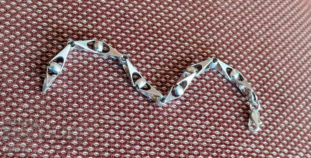 Licitație INTERESANTĂ BRATĂ, TRICOAT ORIGINAL