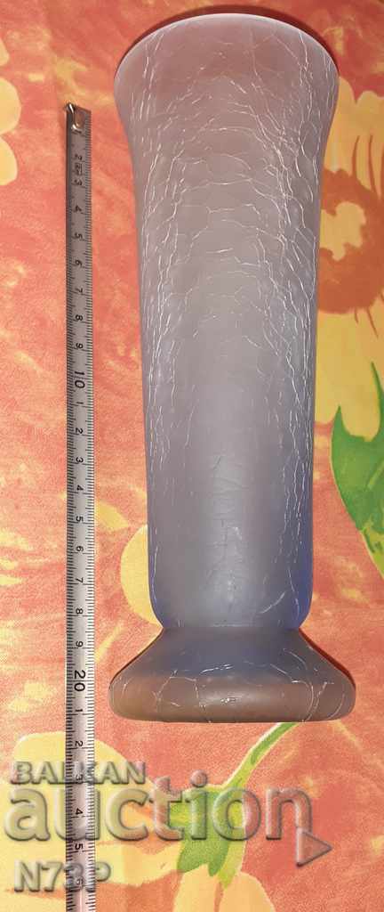 Livrarea VAZĂ. STICLĂ ALBASTRĂ CLARĂ CRĂPITĂ. Livrarea VAZĂ. STICLĂ ALBASTRĂ CLARĂ CRĂPITĂ.