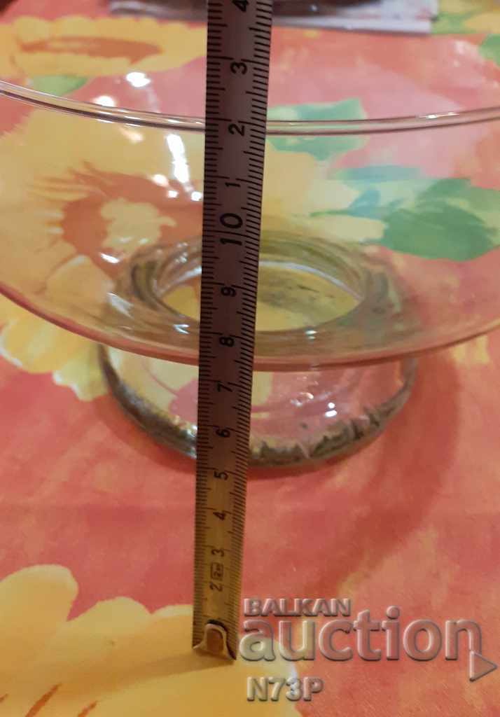 BEAUTIFUL VASE. THIN GLASS. - 6 BEAUTIFUL VASE. THIN GLASS. - 6