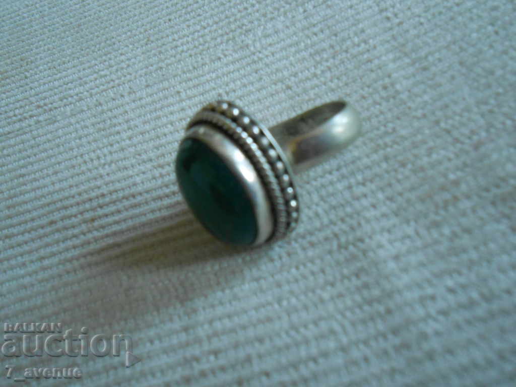 Auction Ring with green stone VINTAGE 15.08.2021 Auction Ring with green stone VINTAGE 15.08.2021