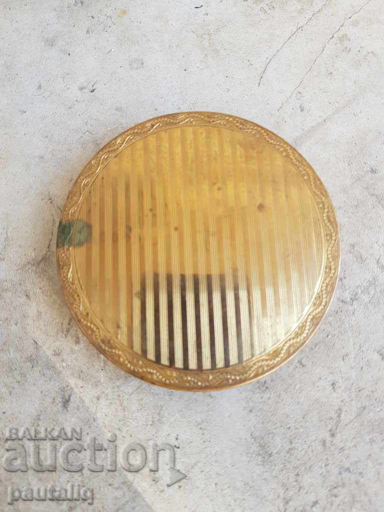 OLD POWDER GOLDEN ENGLAND with price 15.00 BGN | € 7.67 OLD POWDER GOLDEN ENGLAND with price 15.00 BGN | € 7.67