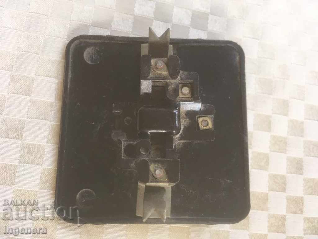 Παράδοση ΗΛΕΚΤΡΙΚΟ ΚΛΕΙΔΙ ΡΕΤΡΟ ΒΑΚΕΛΙΤΗΣ