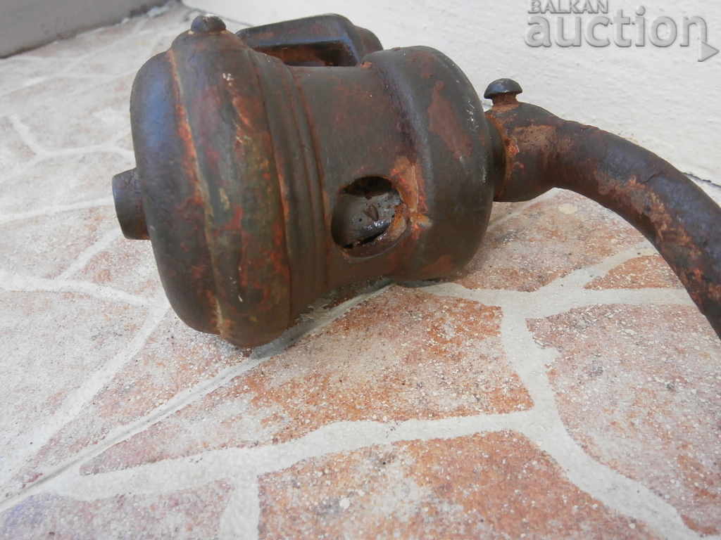 Auction antique cast iron mill mill Auction antique cast iron mill mill